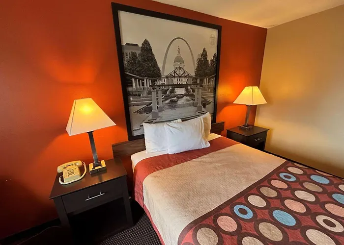 Hotel Super 8 By Wyndham 2*