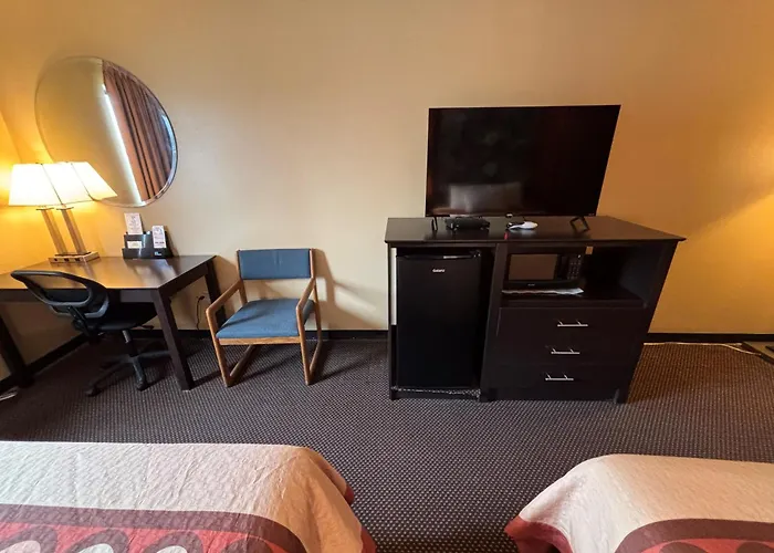 Hotel Super 8 By Wyndham 2*
