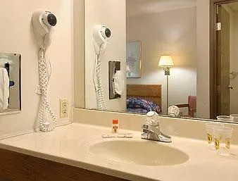 Super 8 By Wyndham Hotel 2*